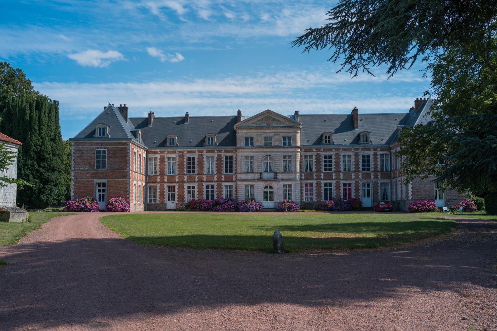 Bed & Breakfast D'hotes & Du Chateau De Grand Rullecourt