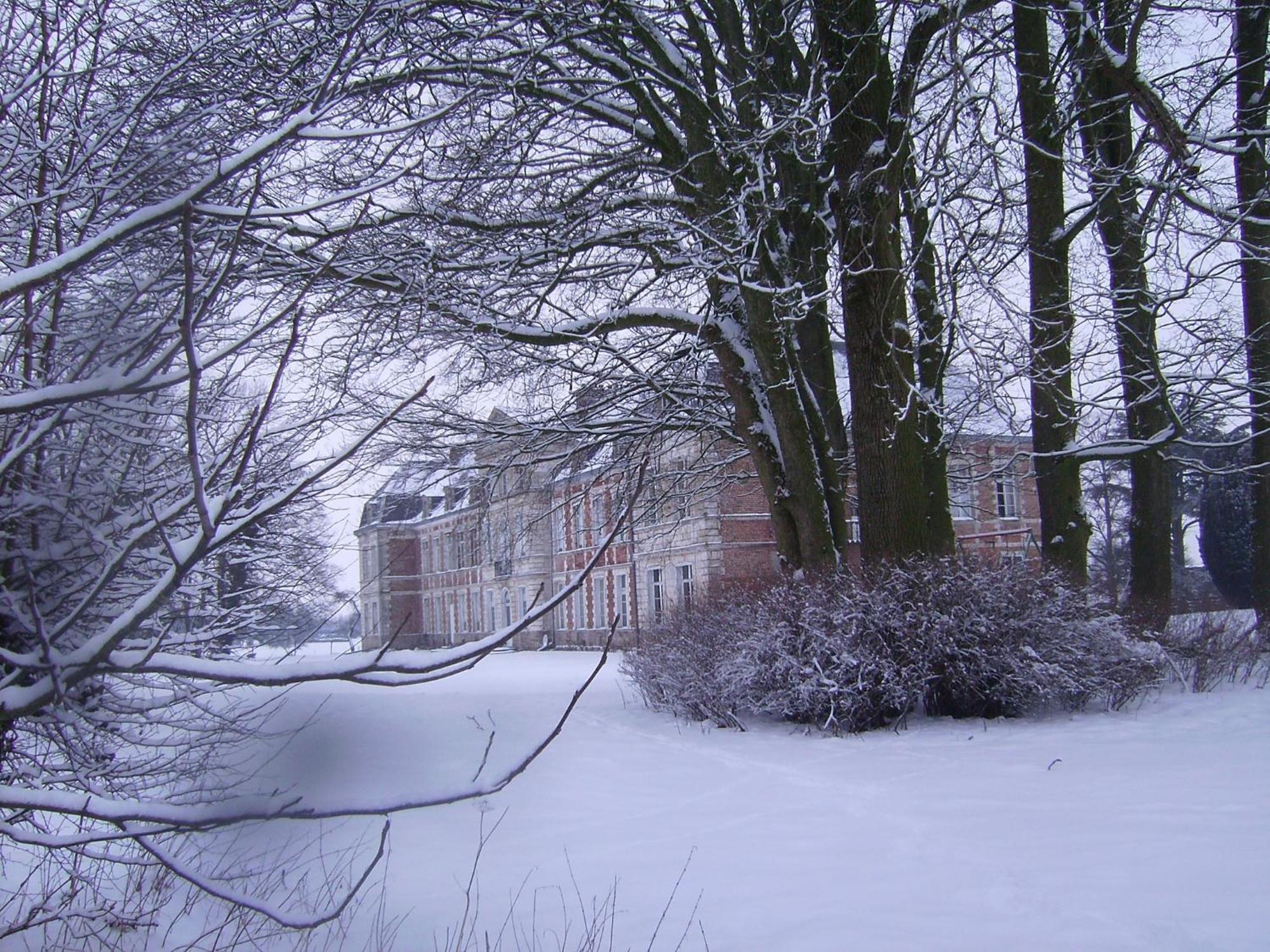 D'hotes & Du Chateau De