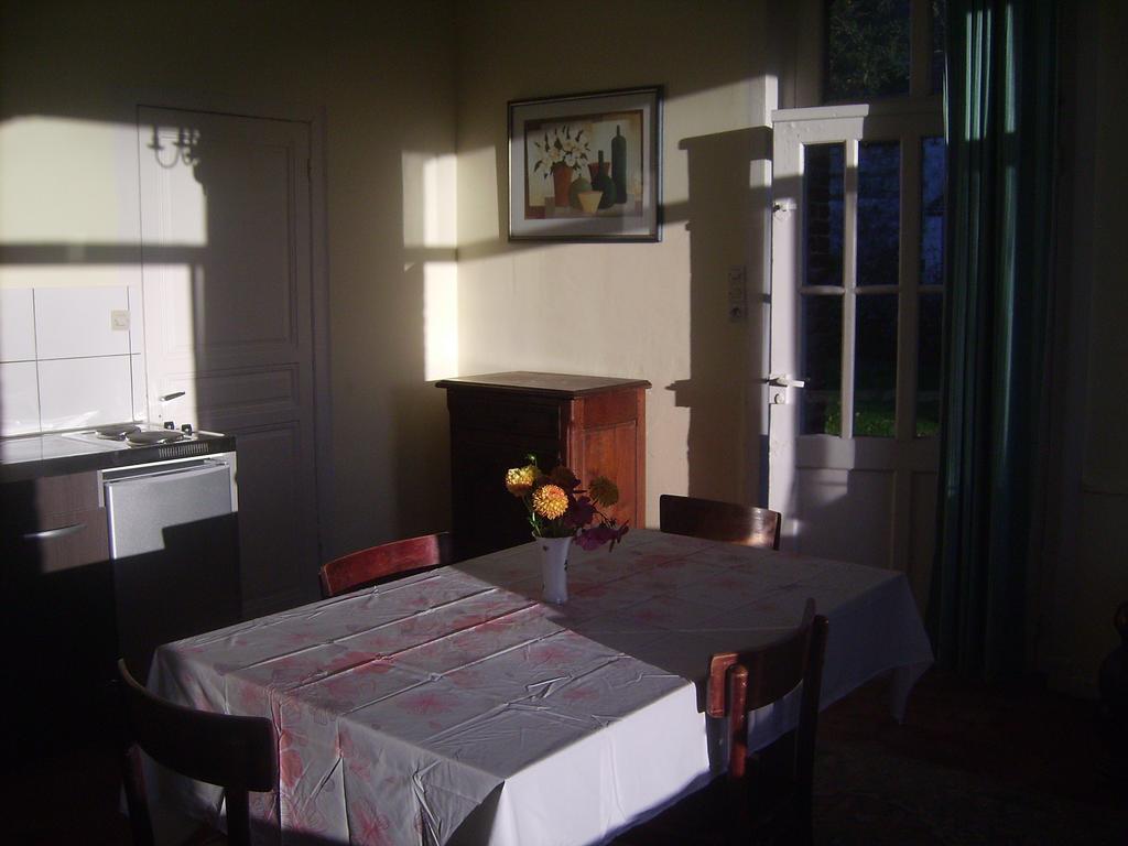 D'hotes & Du Chateau De Bed & Breakfast Grand Rullecourt