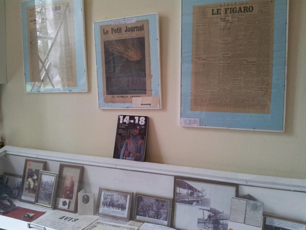 D'hotes & Du Chateau De Bed & Breakfast Grand Rullecourt