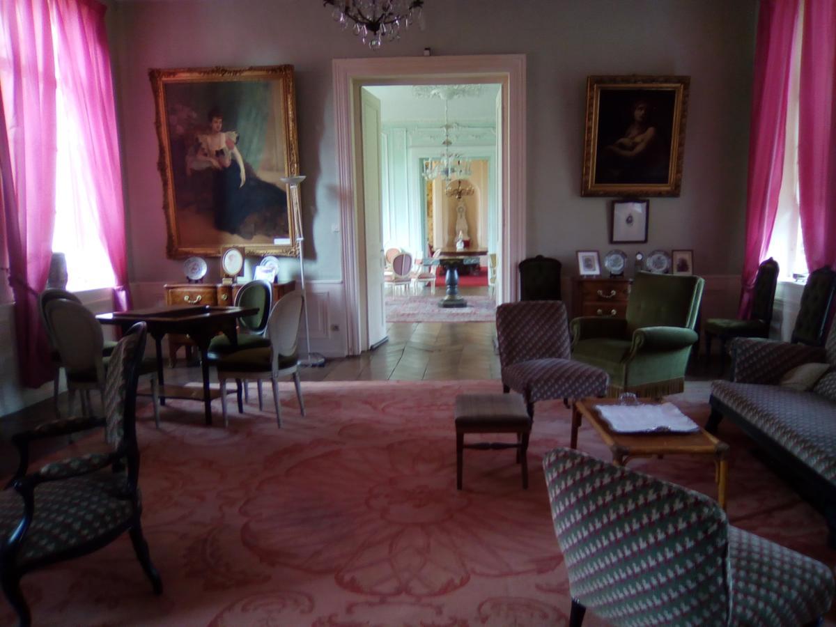 D'hotes & Du Chateau De Grand Rullecourt